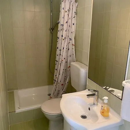 Konukevi Pine 3*