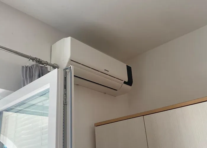 Guest house Pine Primosten